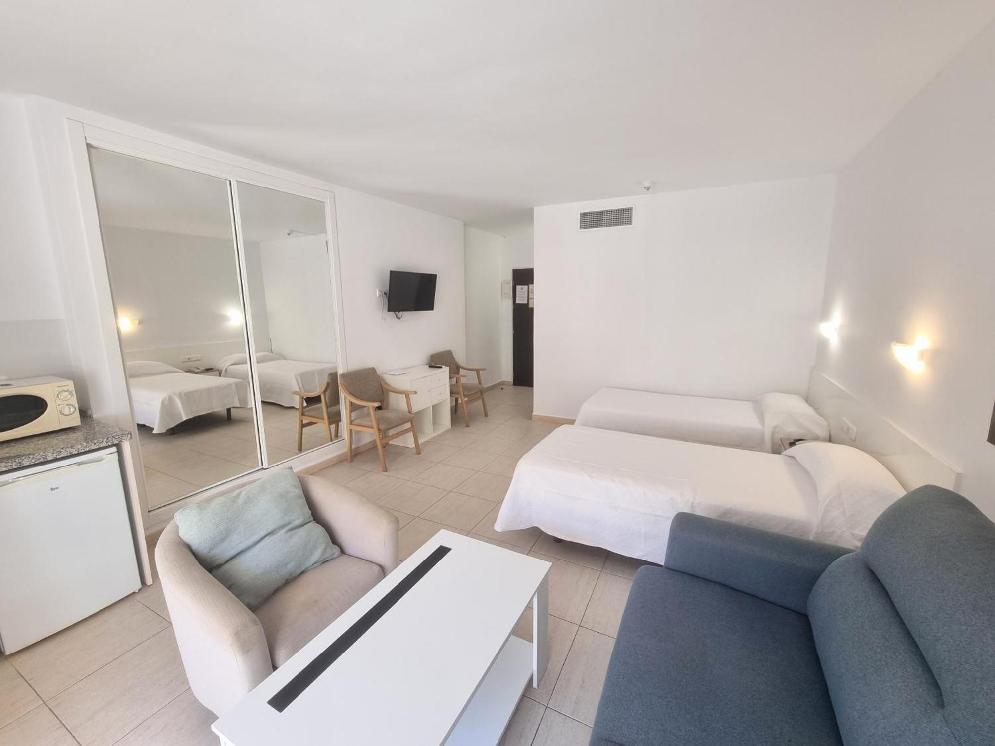 Pyr Beach And Pool Studio II Fuengirola Exterior photo